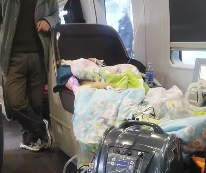 镇雄县高铁转运