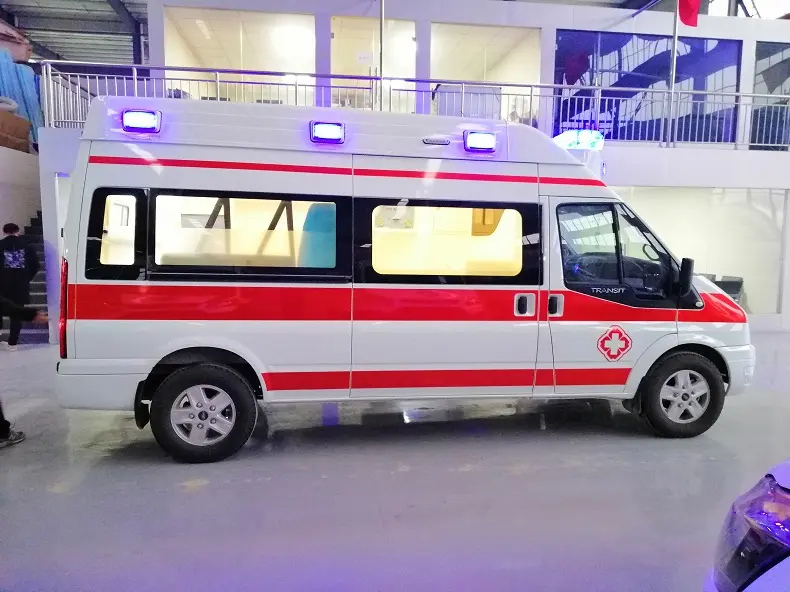 镇雄县跨省救护车出租